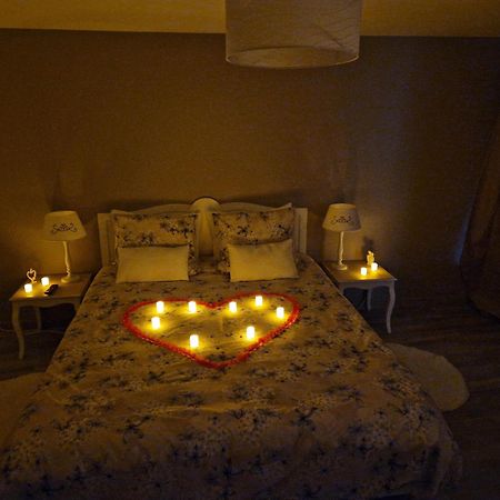 Le Relais Des Clefs - Au Calme Du Gatinais - Escapade A Deux - Terrasse Privee - Wifi - Offre Romantique Sur Demande Valpuiseaux Ngoại thất bức ảnh